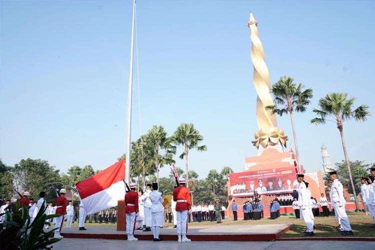 1692353585798-Upacara-bendera